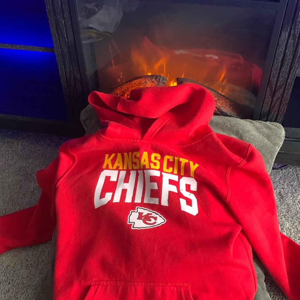 Youth large Kansas City Chiefs hoodie